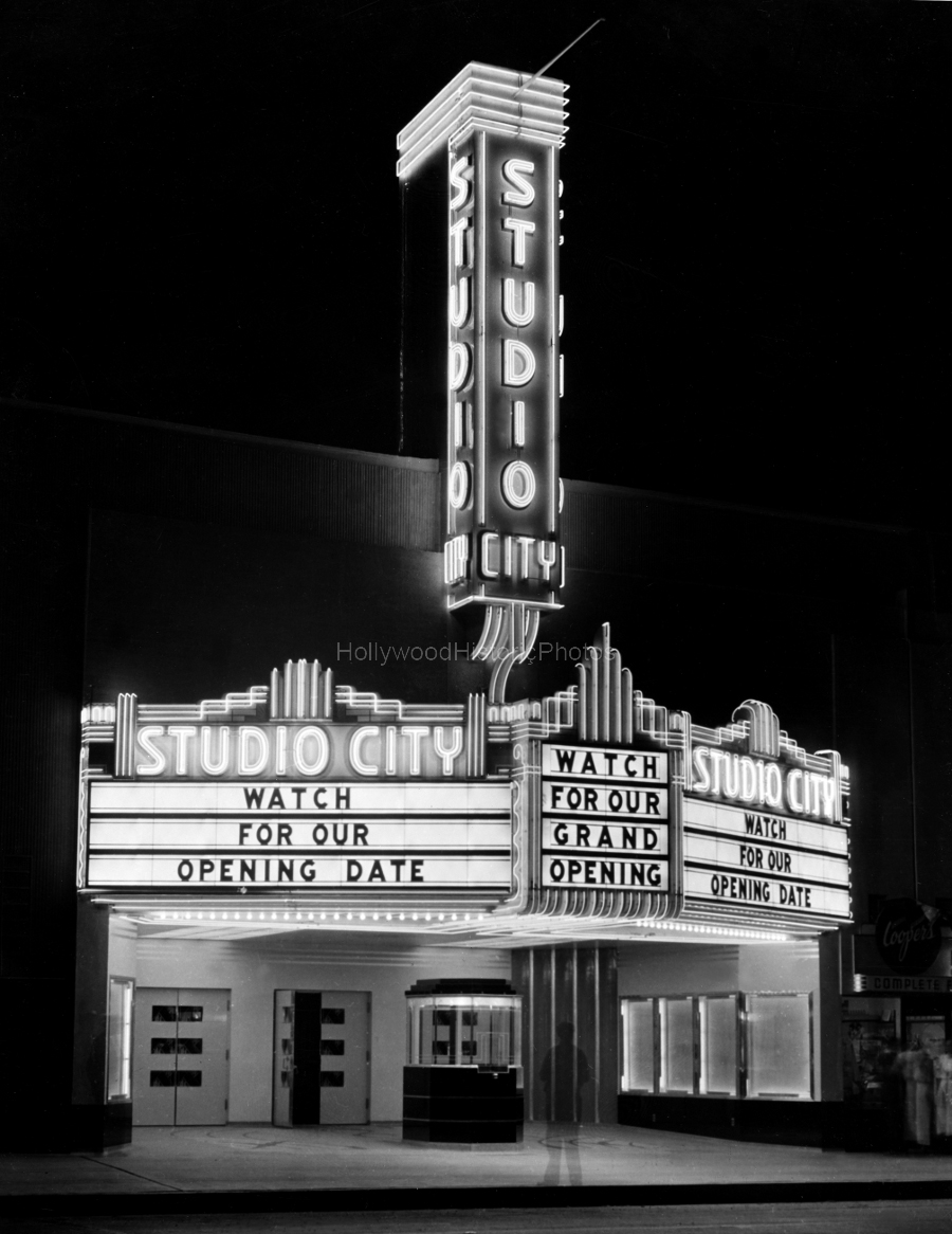 Studio City Theatre 1938 12138 Ventura Blvd.jpg